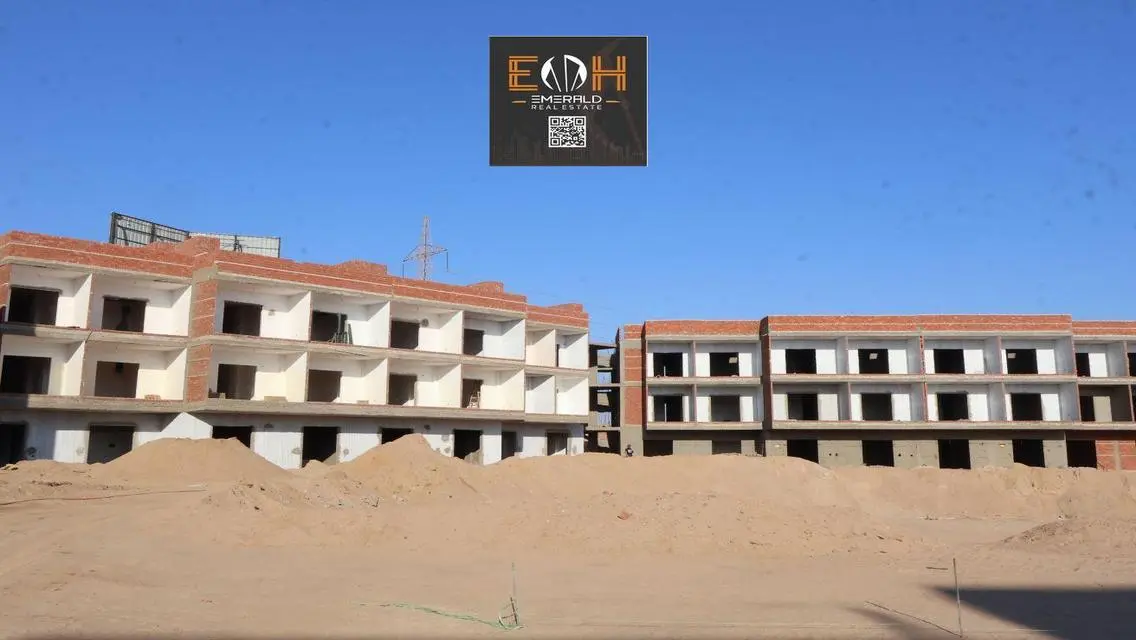 Luxury Apartment for Sale - 10 Meter Space with Extensive Amenities
