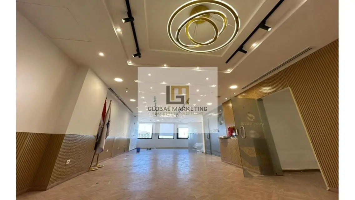 Elegant Finished Office space for Rent 400m