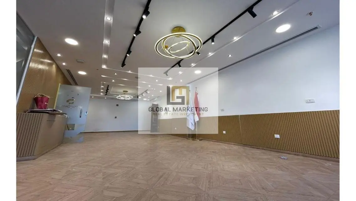 Elegant Finished Office space for Rent 400m