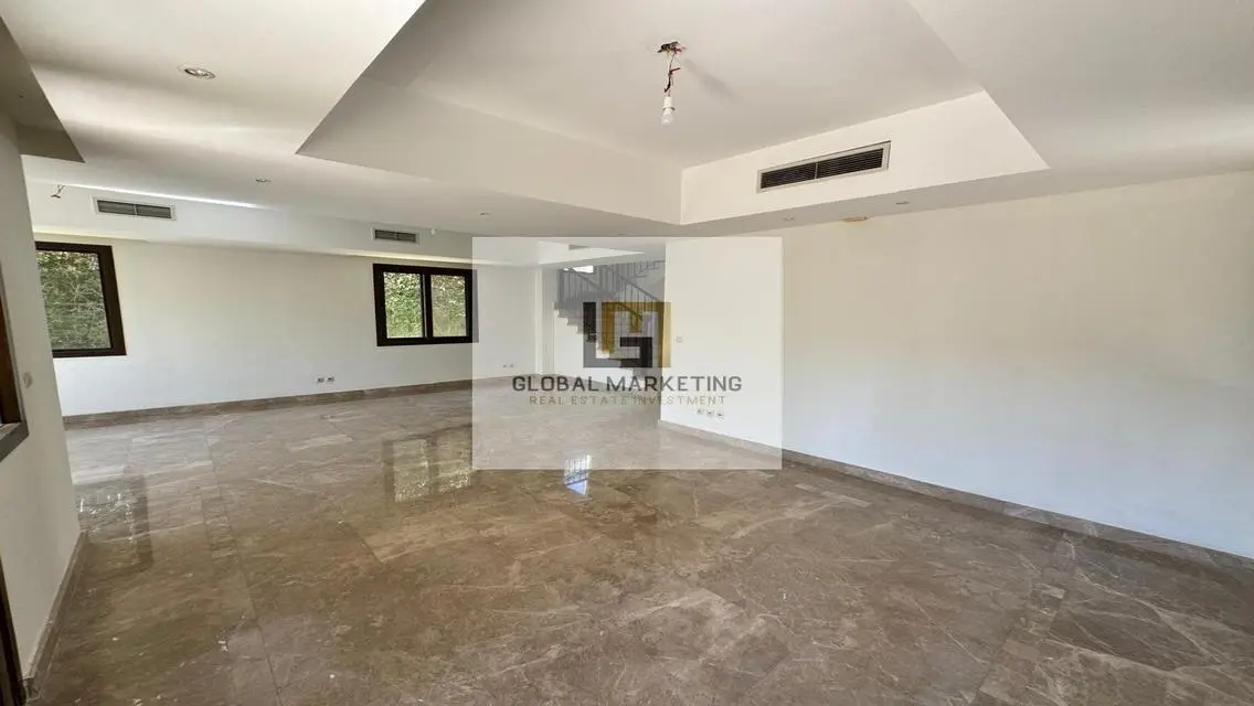 Luxury Residence in a Quiet Area with Private Garden