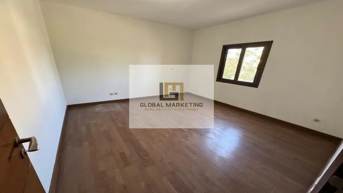 Luxury Residence in a Quiet Area with Private Garden