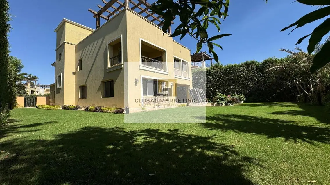 Luxury Residence in a Quiet Area with Private Garden