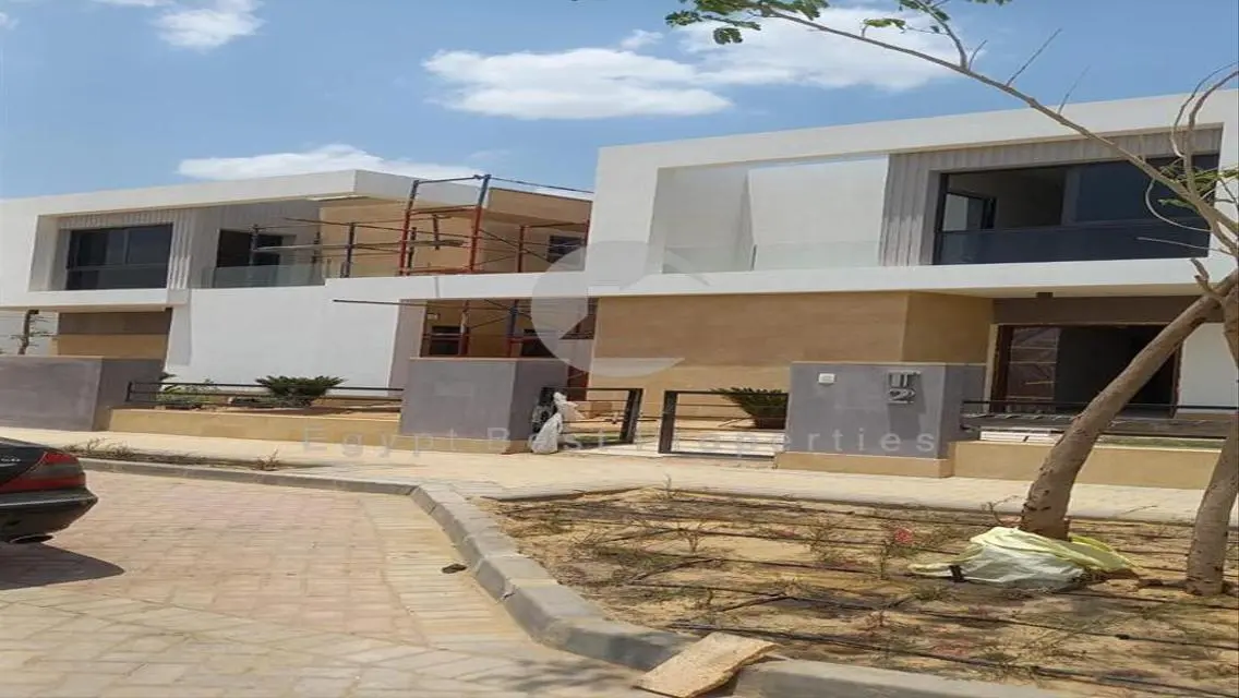 villas for sale in 5th settlement cairo