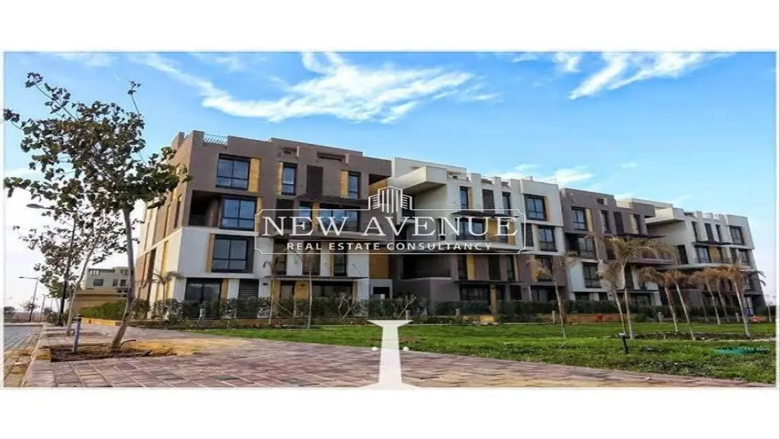 Delivered duplex ground fully finished in Eastown