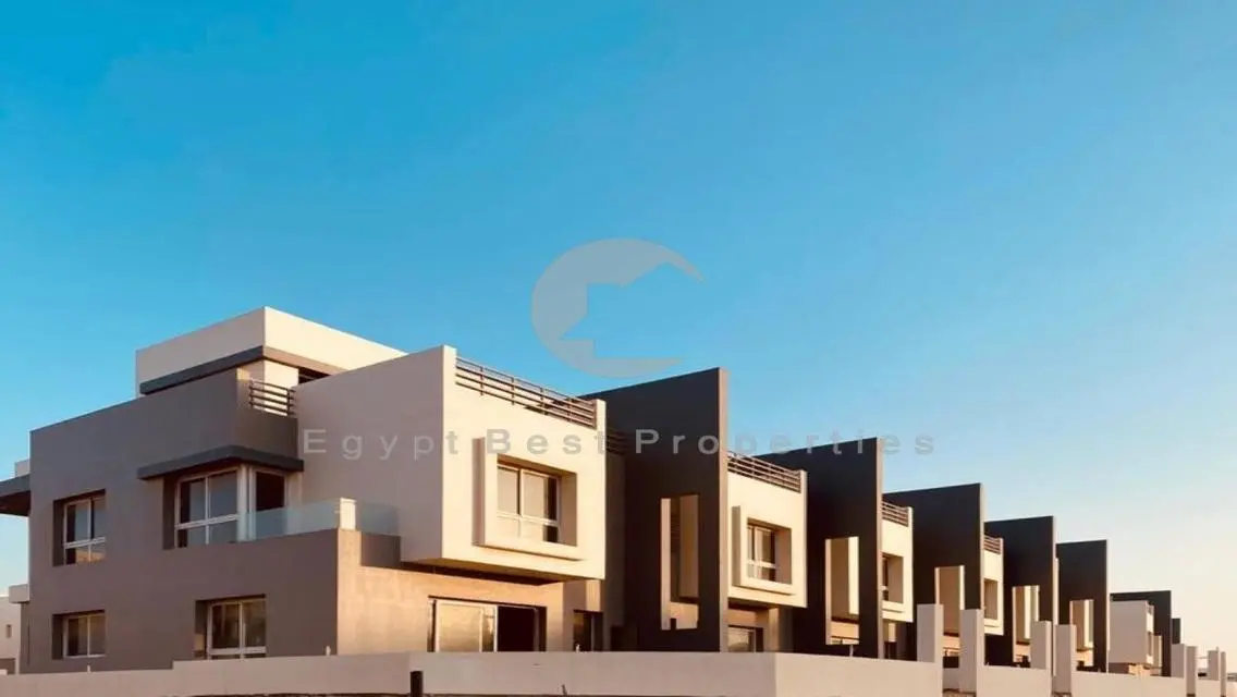 Lowest Price Villa in Hyde Park on Central Park