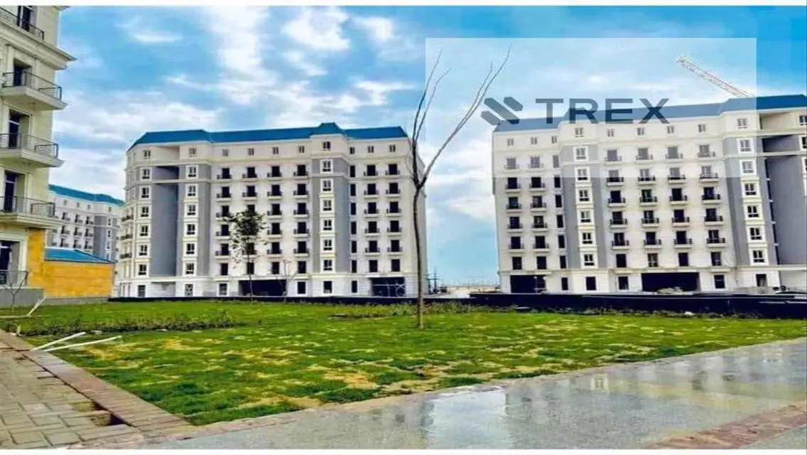244 sqm apartment, fully finished, in Latin City