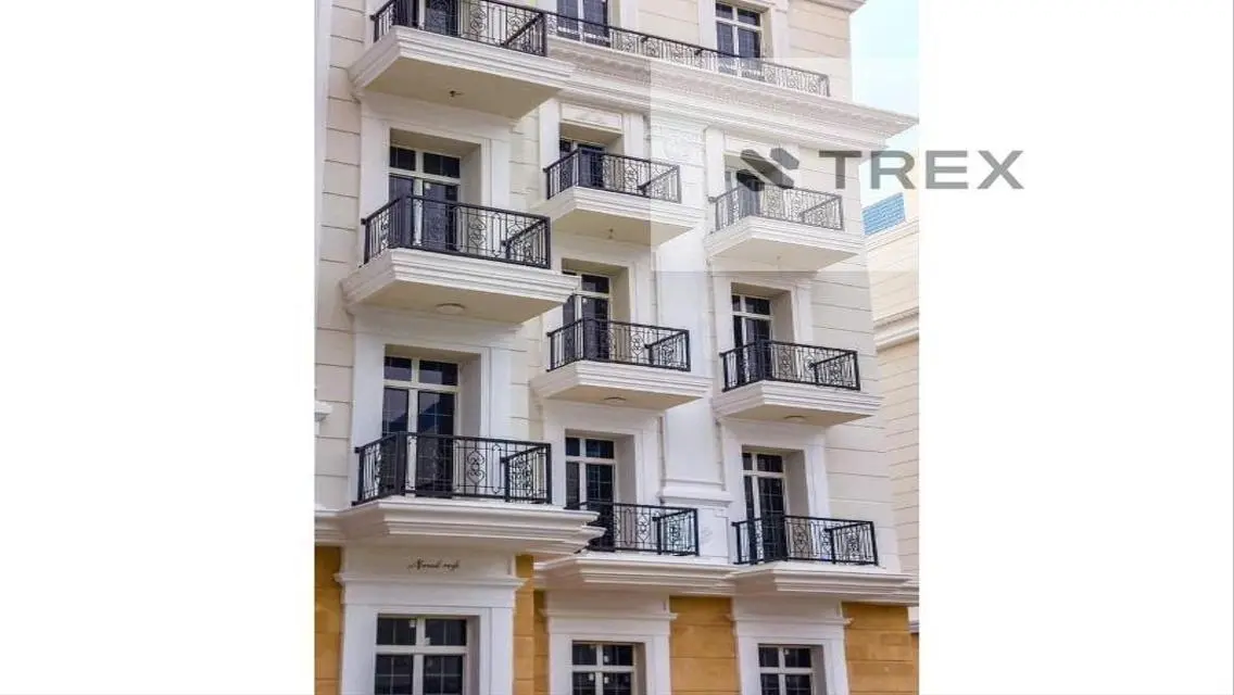 244 sqm apartment, fully finished, in Latin City