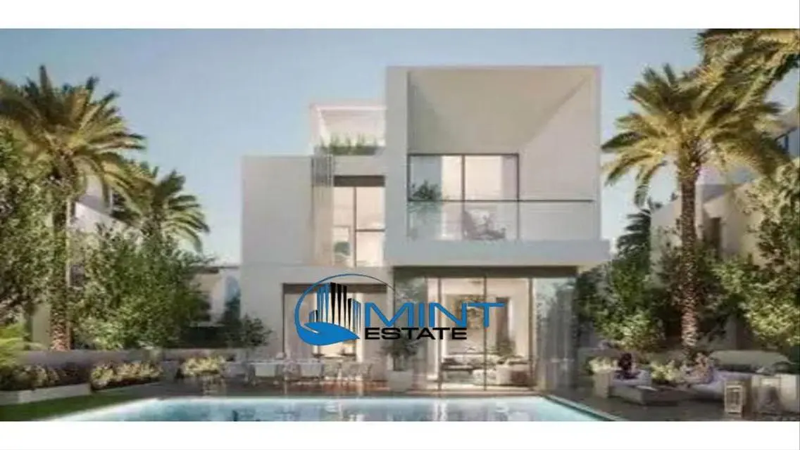 Villa For Sale In Cairo Gate on 450m Land