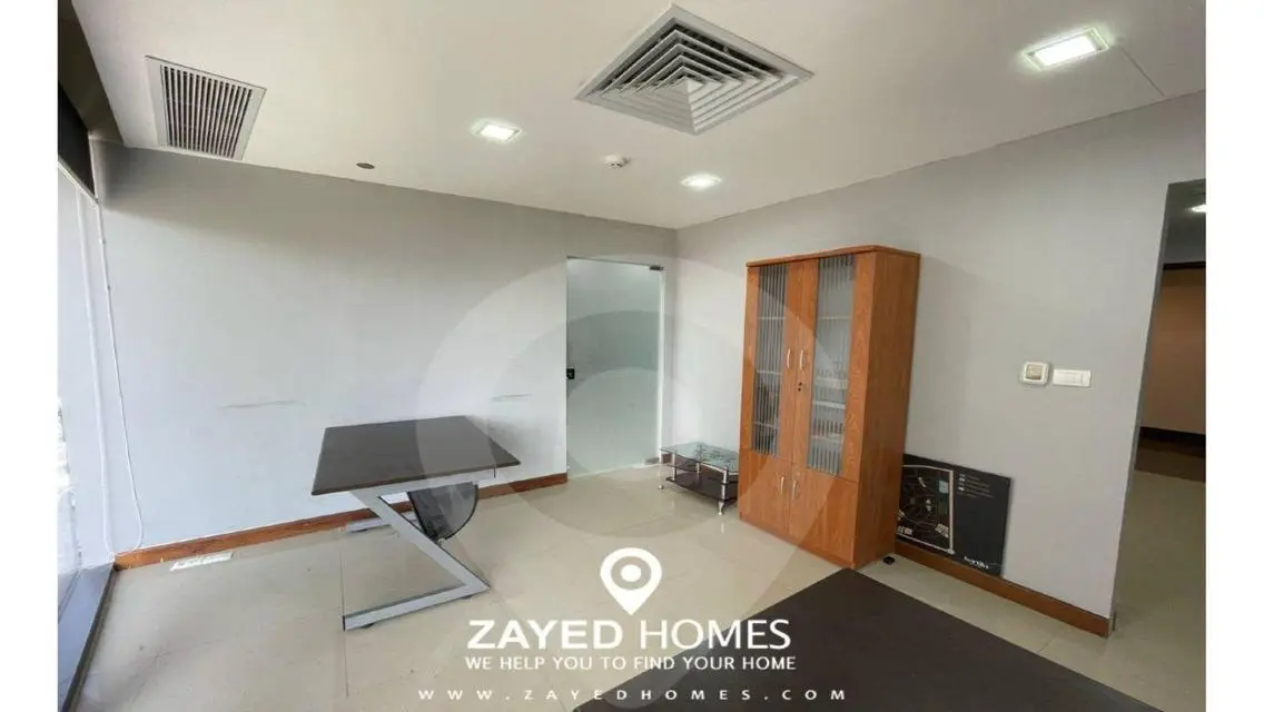 Finished office for rent in Polygon Sodic West