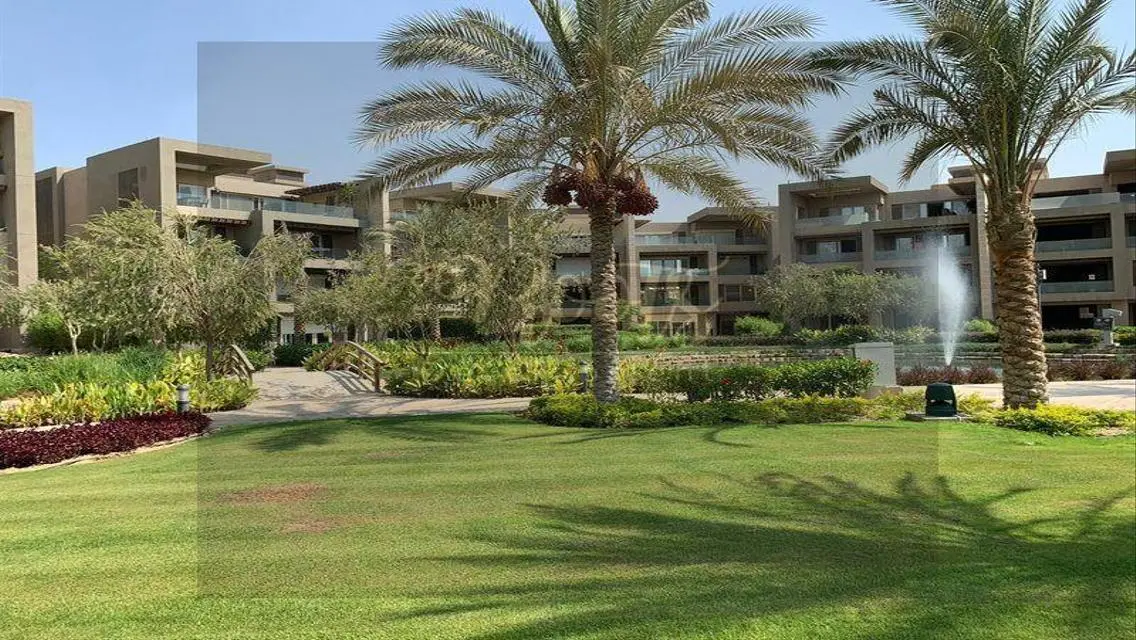 فيلا ثانى صف جولف سعر مميز - المجاورة الأولى 