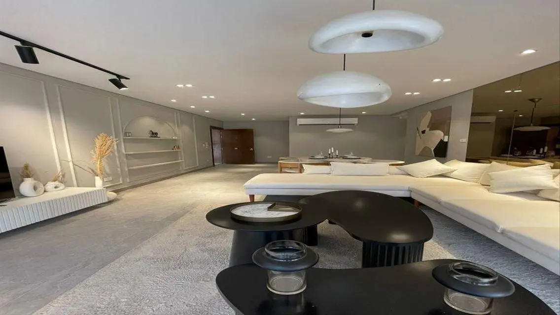 Finished apartment in Sheikh Zayed -ready to move-