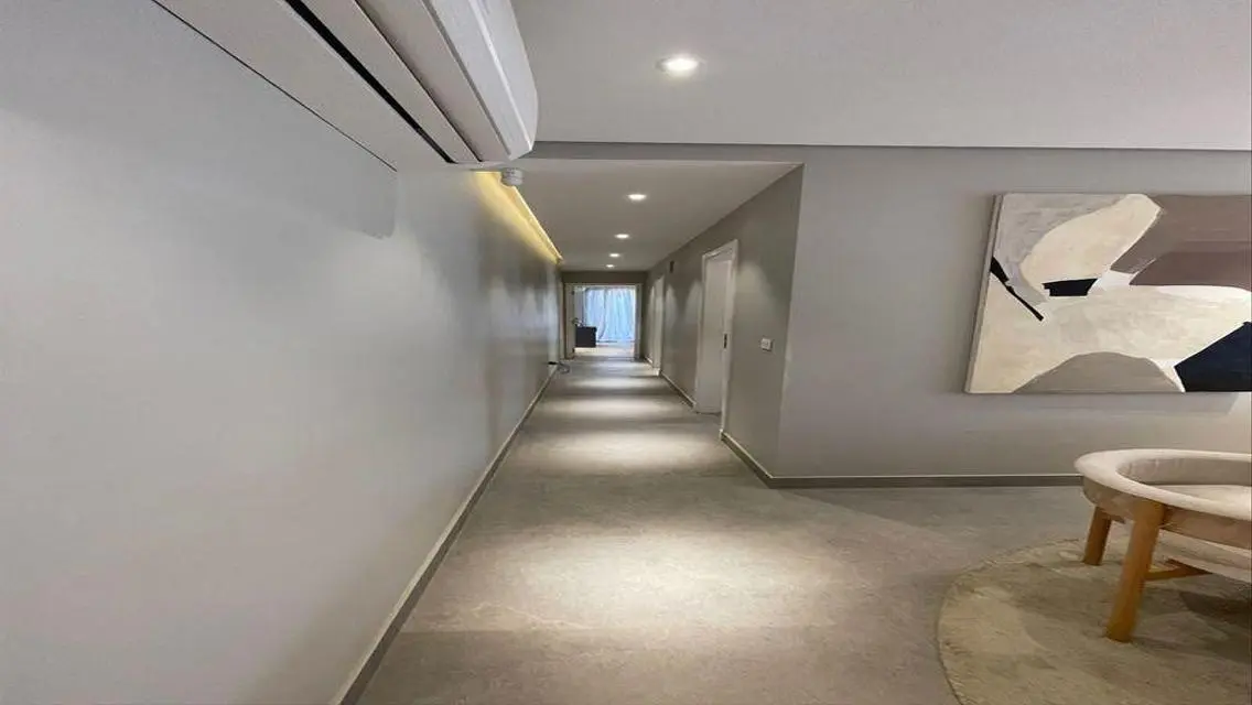 Finished apartment in Sheikh Zayed -ready to move-