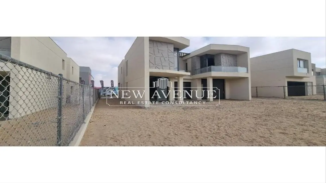Villa ready to move installments in palm hills