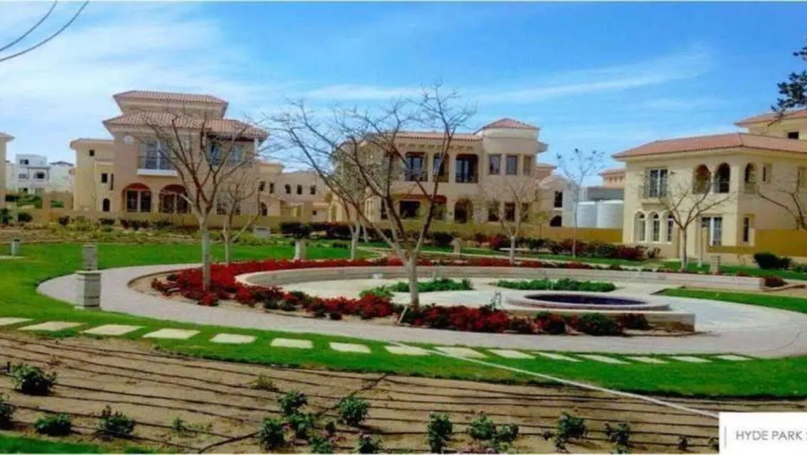 شقة للبيع فى هايد بارك بسعر مميز