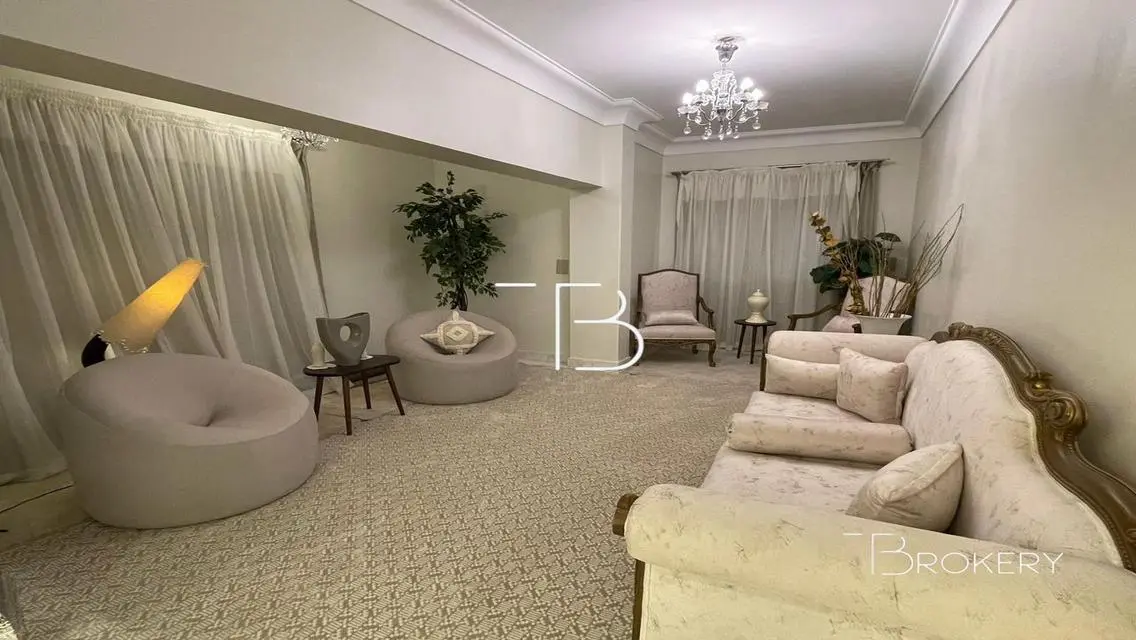2 bedrooms hotel apartment in Dokki available ren