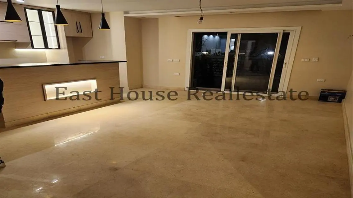 Ground floor apartment with garden for rent