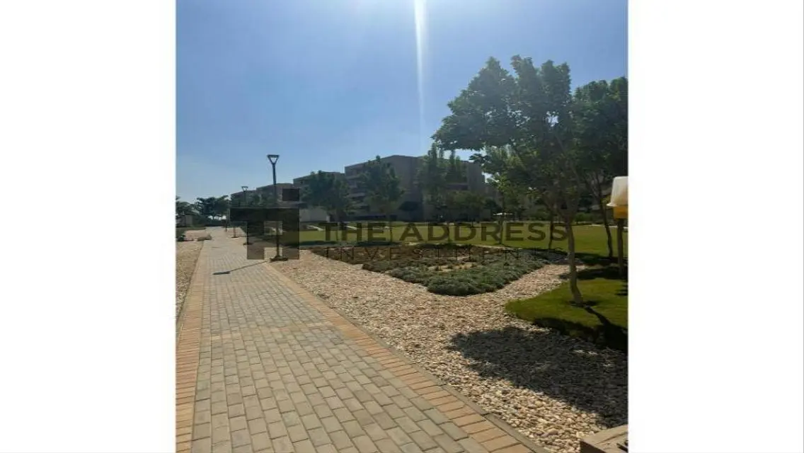 شقة متشطبة بكمبوند palm hills بالتقسيط حتي 12 سنة