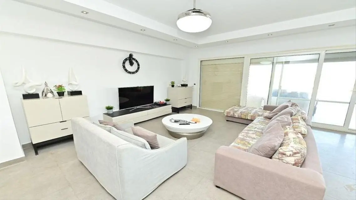 lagon villa with cabana with attractive price -