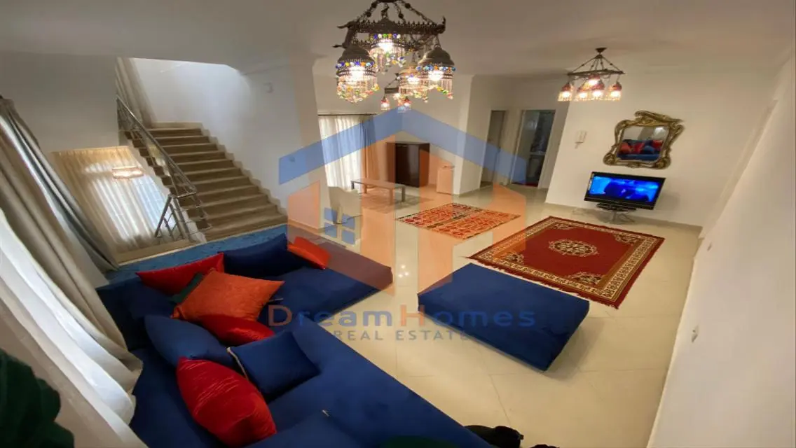 فيلا نموذجw للإيجار المفروش بحمام سباحة تجربة فخمة
