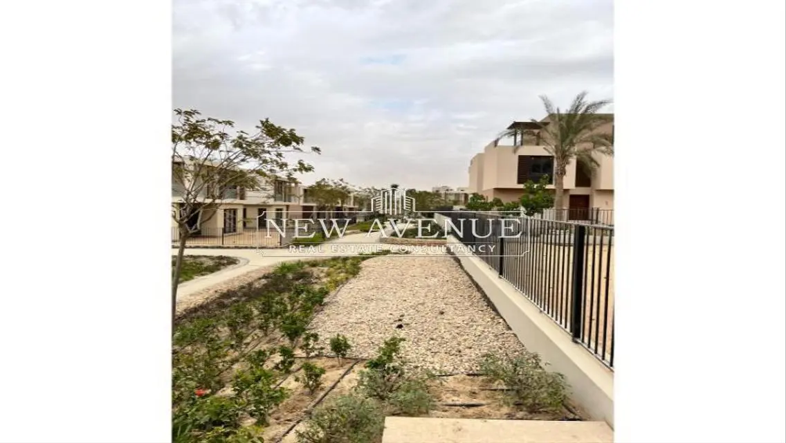 Standalone villa 251m in Sodic east New cairo
