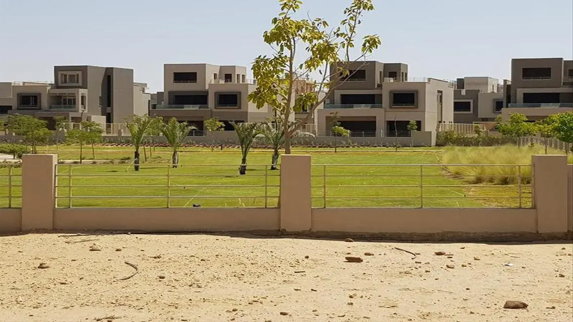 villa for sale at palm hills pk2 &amp; Prime location