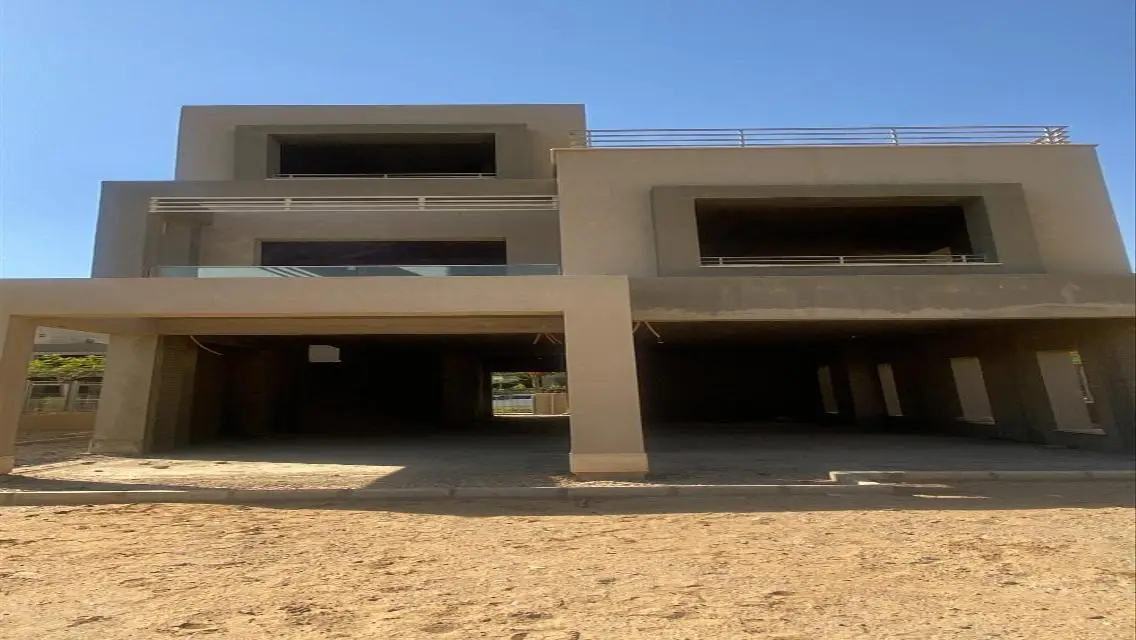 villa for sale at palm hills pk2 &amp; Prime location