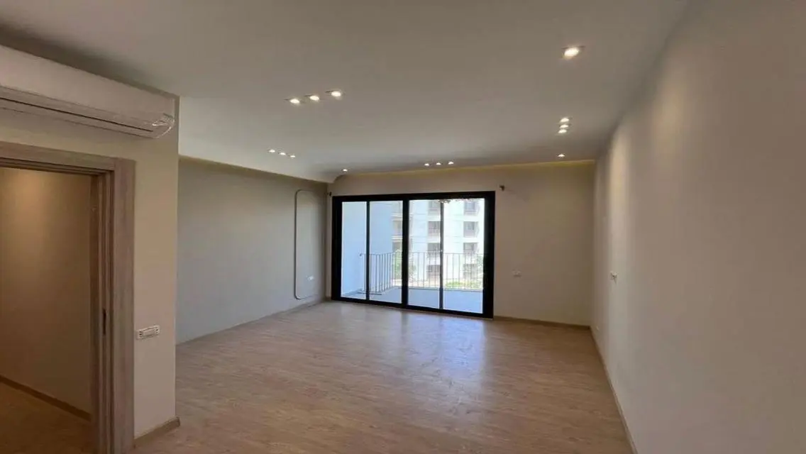 Luxury Apartment+Acs Ready to move_Beverly Hills