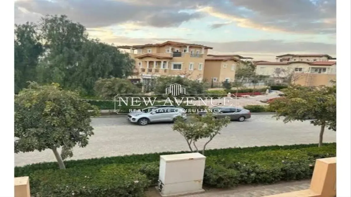 Duplex Instalments till 2030 in Hydepark new cairo