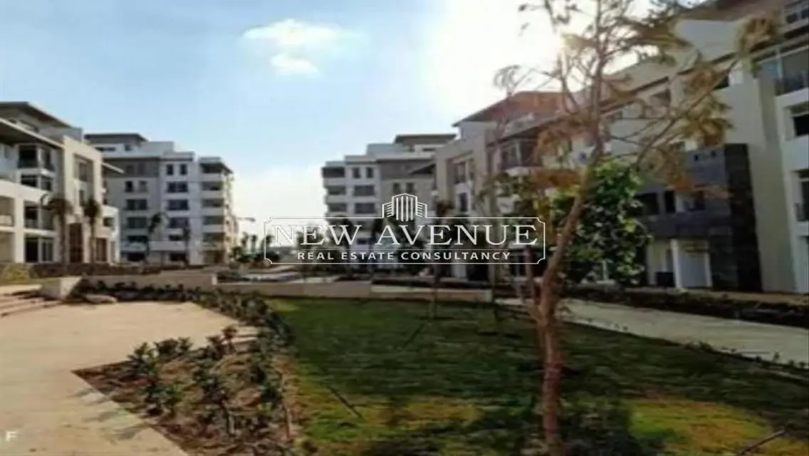 Duplex Instalments till 2030 in Hydepark new cairo