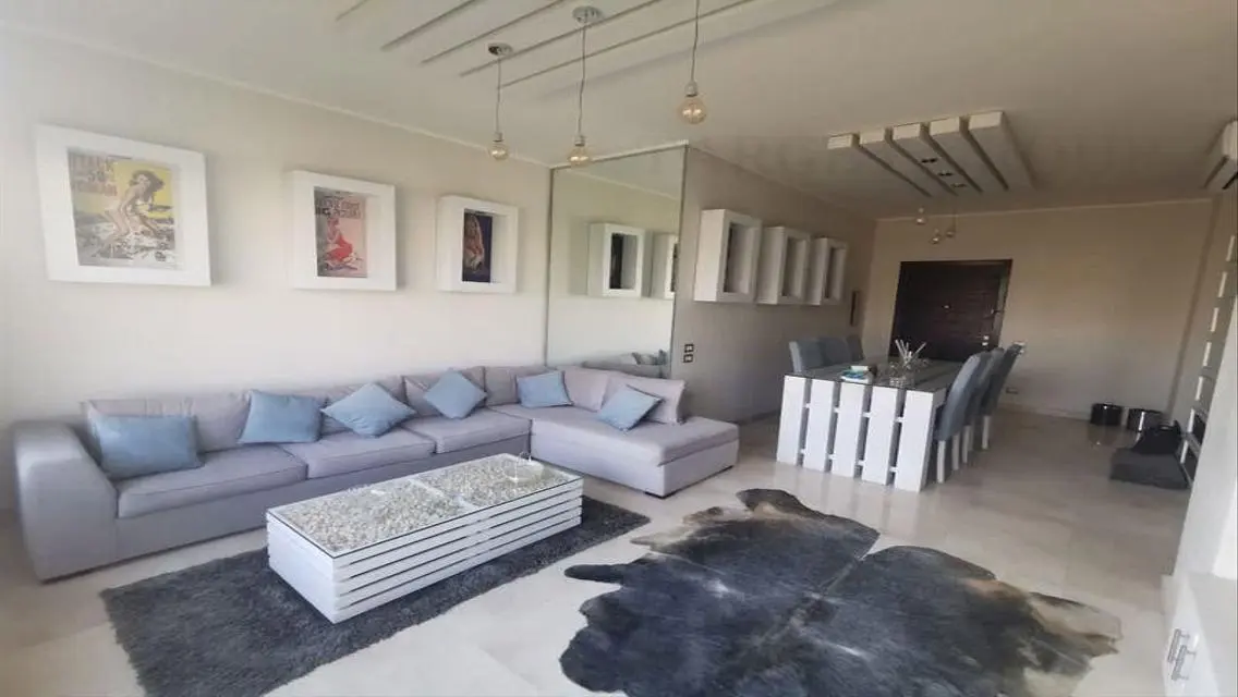 Studio in Village Gate, furnished, ultra modern, f