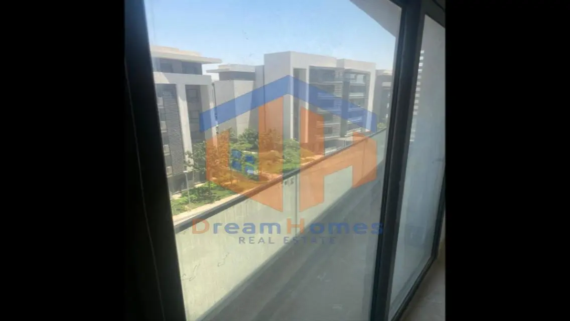 شقة لقطة بأجدد مراحل مدينتي B15 بناصية بحري صريح
