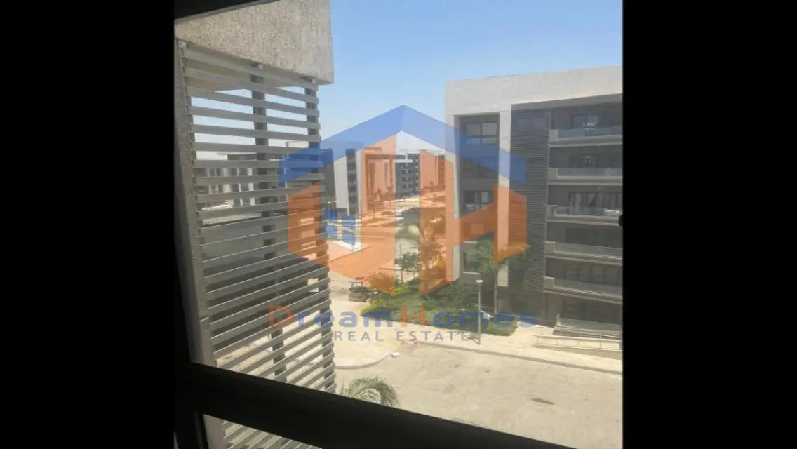 شقة لقطة بأجدد مراحل مدينتي B15 بناصية بحري صريح