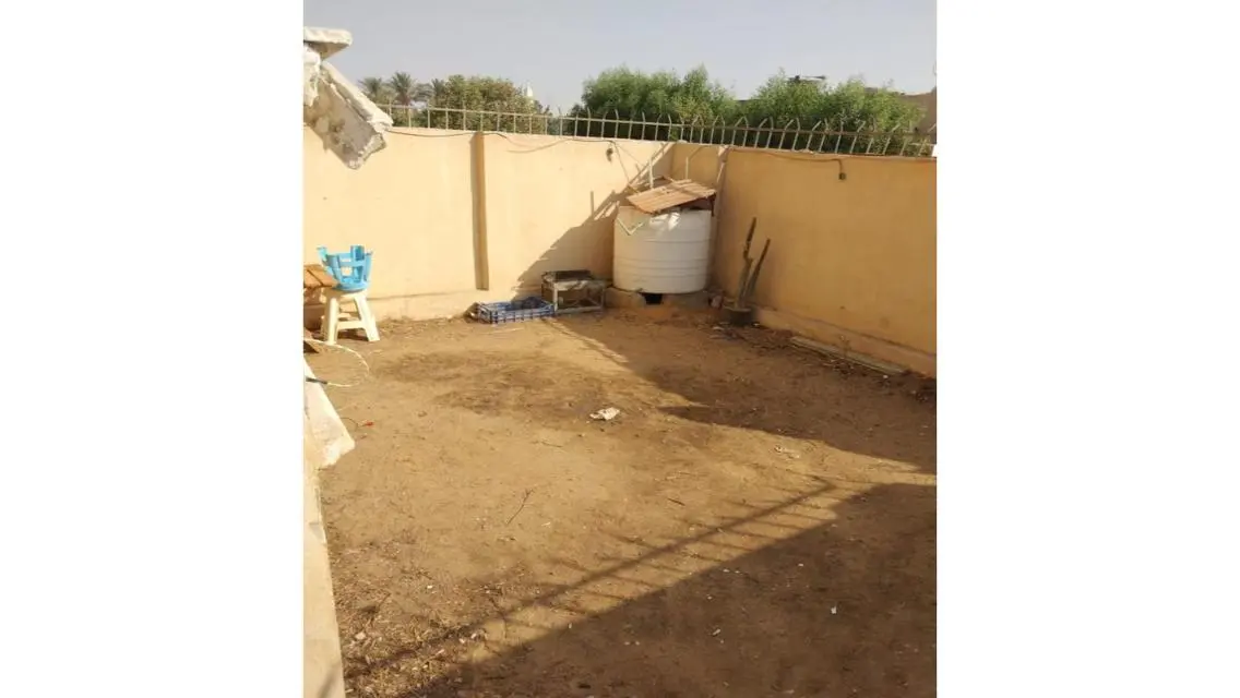 شاليه ارضي للايجار في ساند بيتش                   