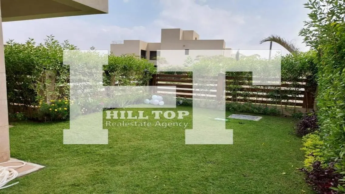 Family House For Sale At The Crown Palm Hills