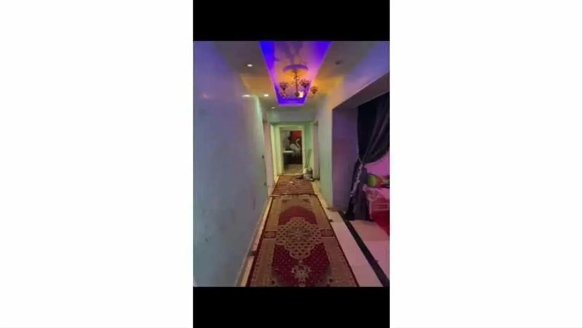 شقه للبيع في شارع مكه زهراء المعادي بحري صريح