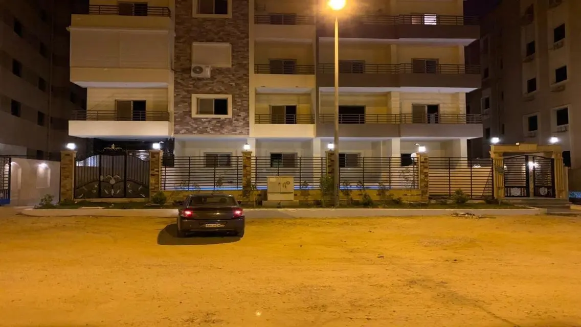 شقه للبيع في اللوتس الجنوبيه_ القاهره الجديدة