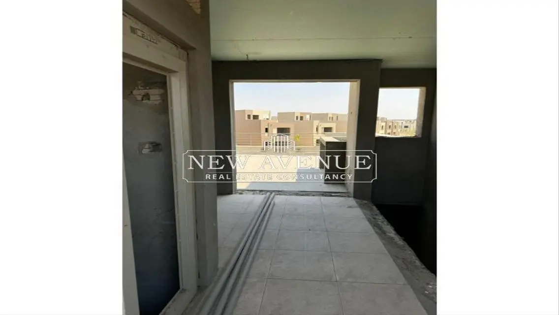 فيلا جاهزة للاستلام 3/4 تشطيب في ذا كراون