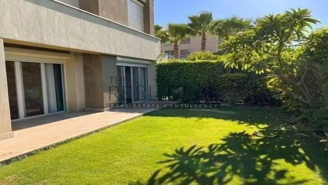 لسرعة البيع فيلا استلام فورى فى ستون بارك اول تجمع