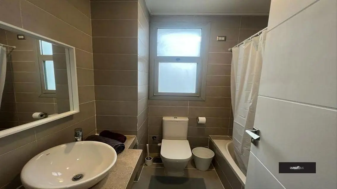 Rent Modern Studio in Palm Hills Village Gate