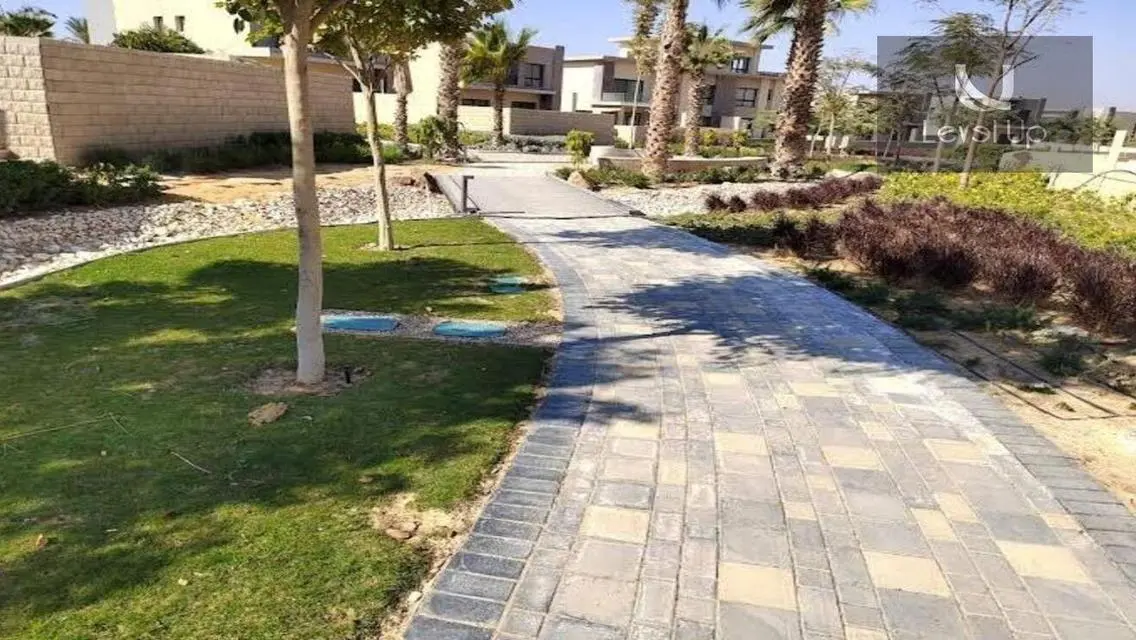 Grand Twin Villa for sale in Scarlet Swan Lake
