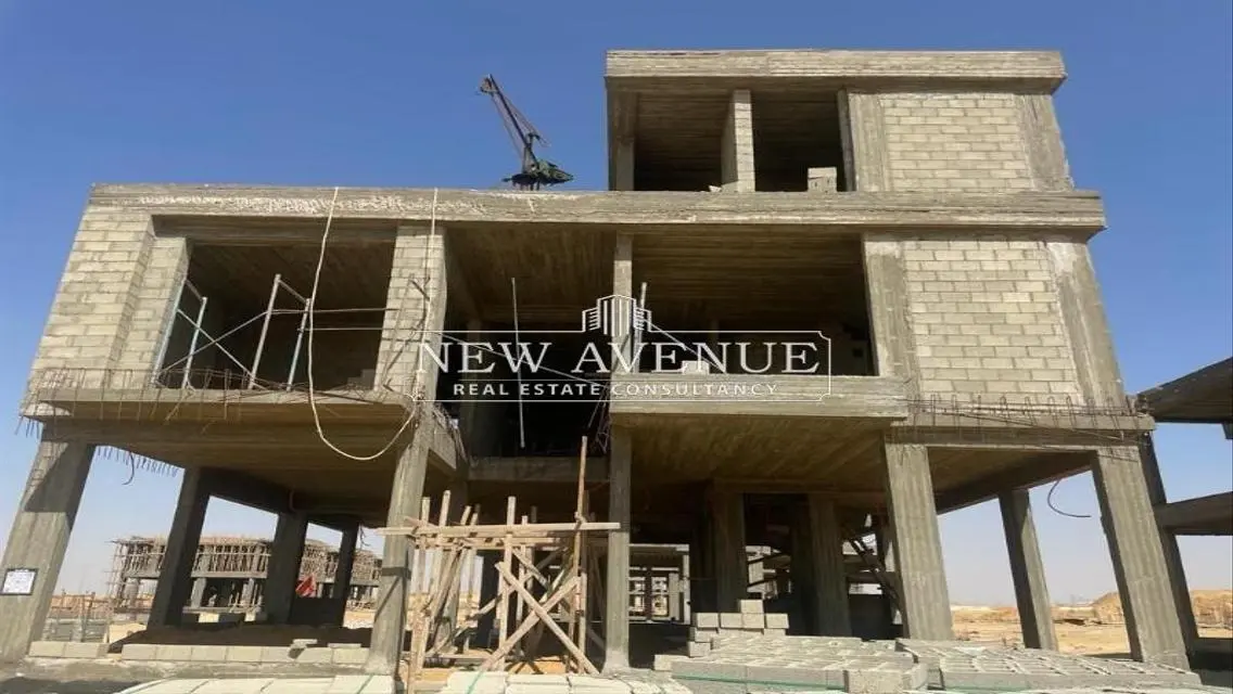 فيلا مستقلة فى موقع مميز جدا تطل علي اكبر لاندسكيب