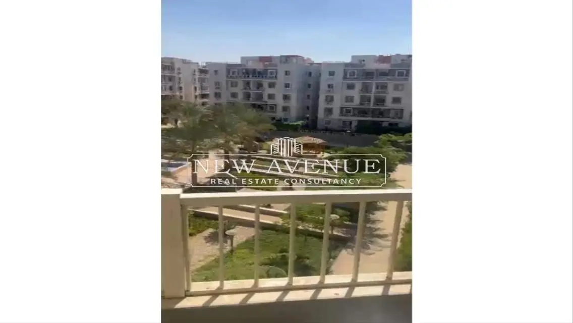 بنتهاوس تشطيب كامل في جايد القاهرة الجديدة