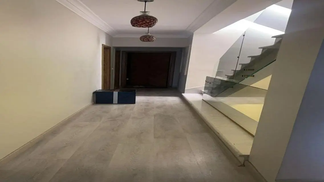 Resale 269m +roof 75m - FF - RTM - on pool view