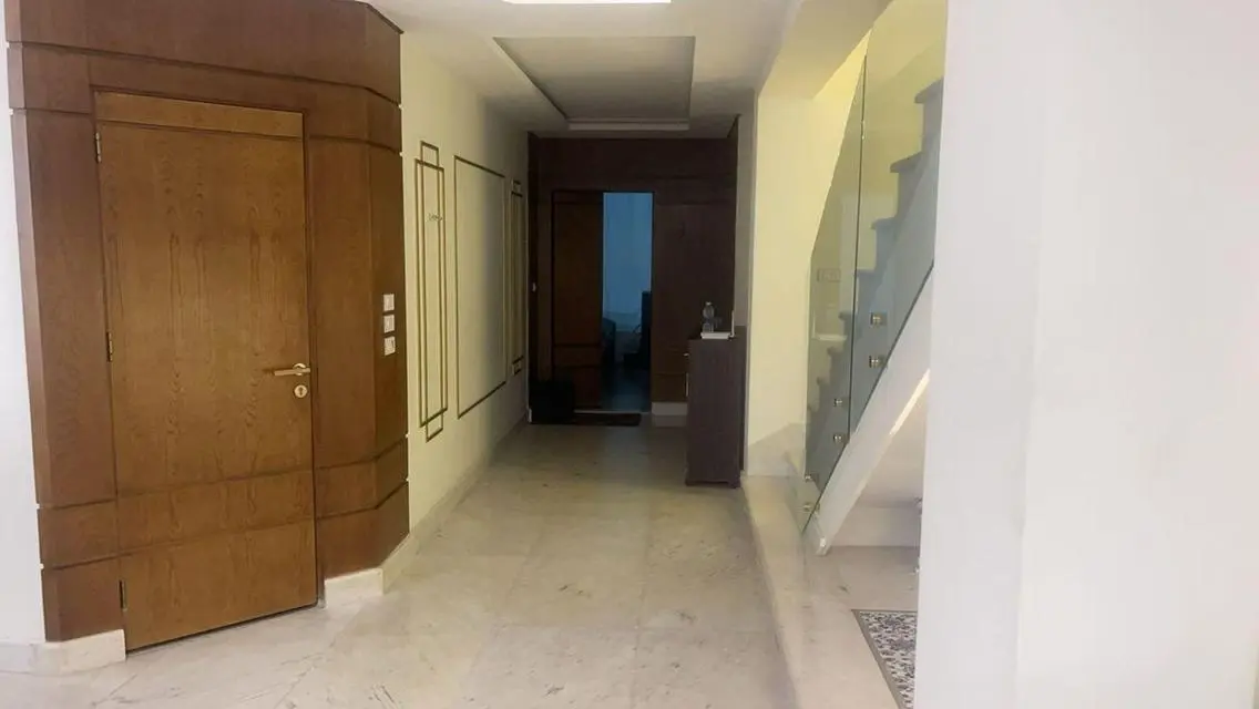 Resale 269m +roof 75m - FF - RTM - on pool view