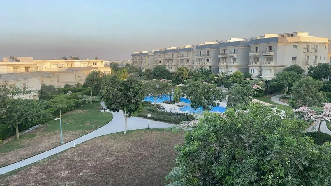 Resale 269m +roof 75m - FF - RTM - on pool view