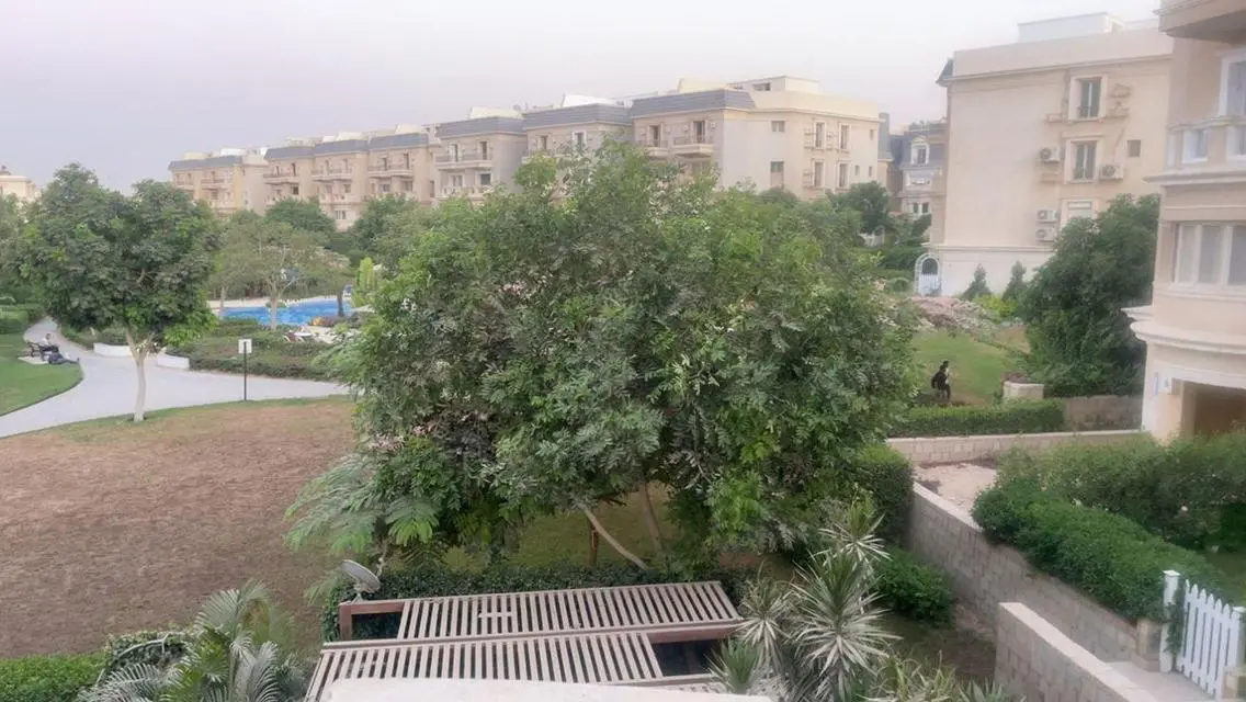 Resale 269m +roof 75m - FF - RTM - on pool view