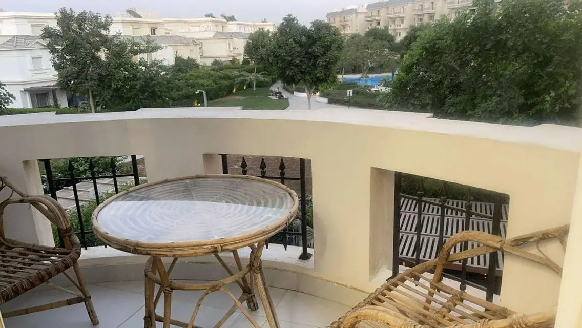 Resale 269m +roof 75m - FF - RTM - on pool view