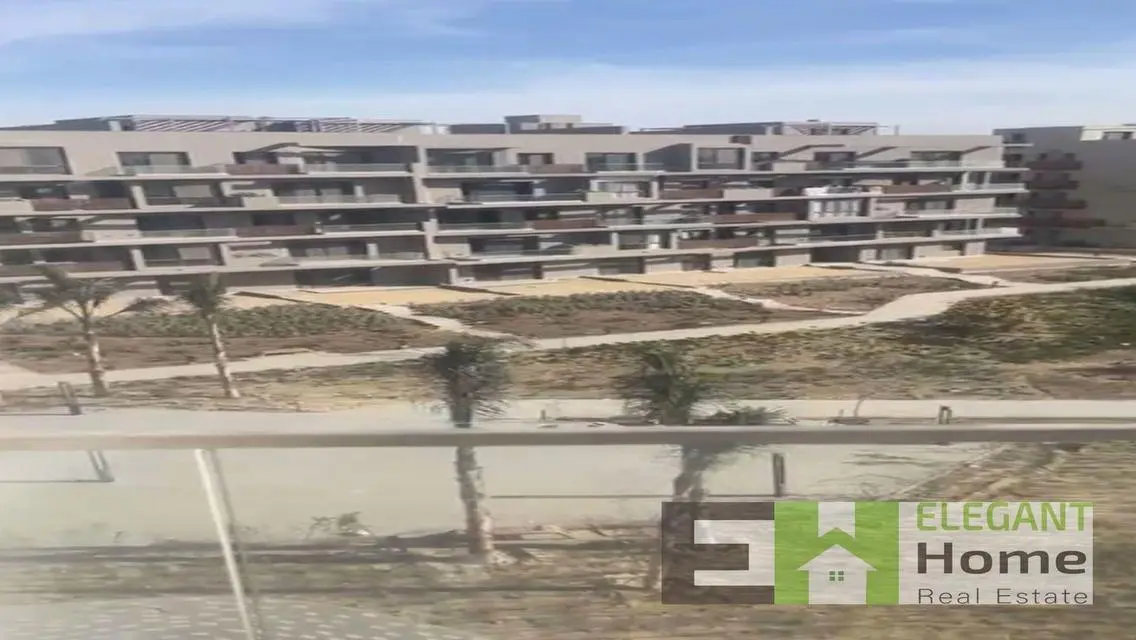 شقه نصف مفروشه وفيو مفتوح للإيجار في فيليت