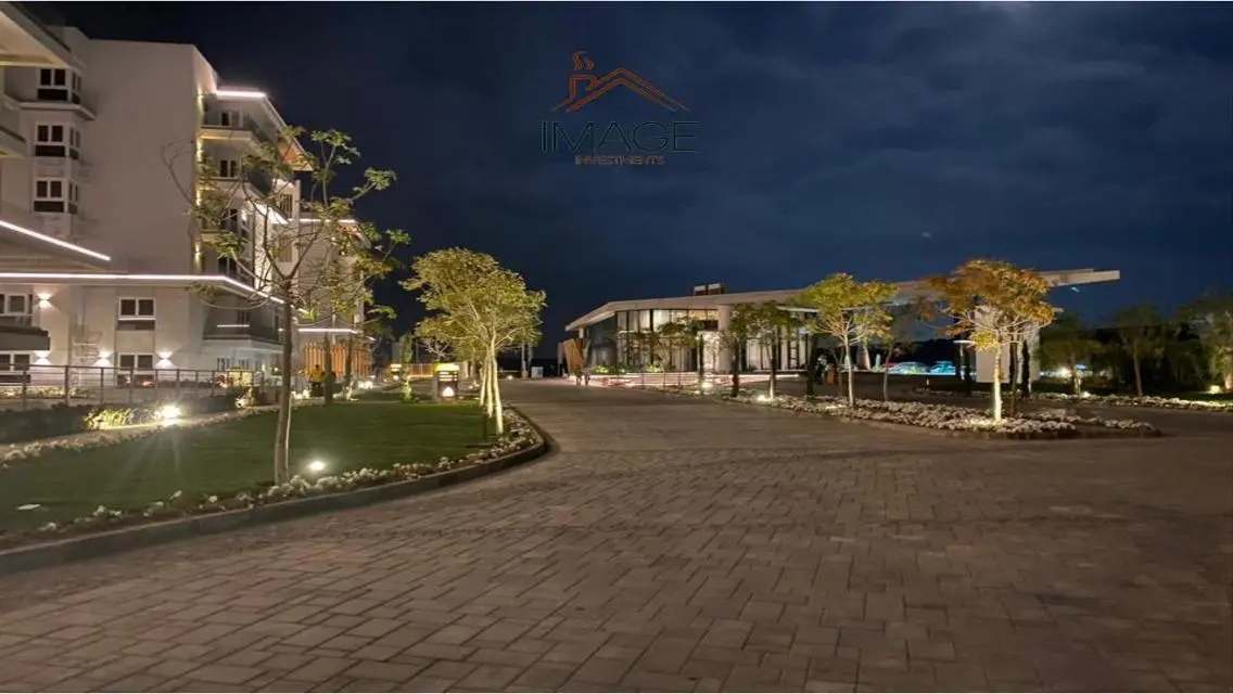 I villa roof for sale in Mountain view icity