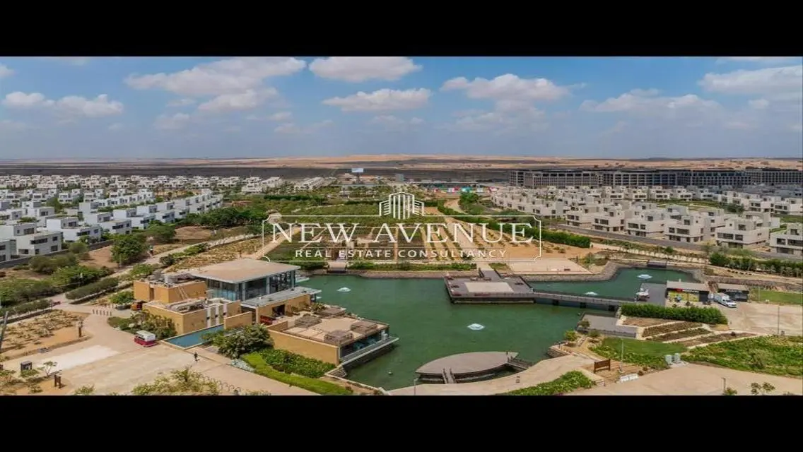 Under market price Townhouse middle in AL BUROUJ